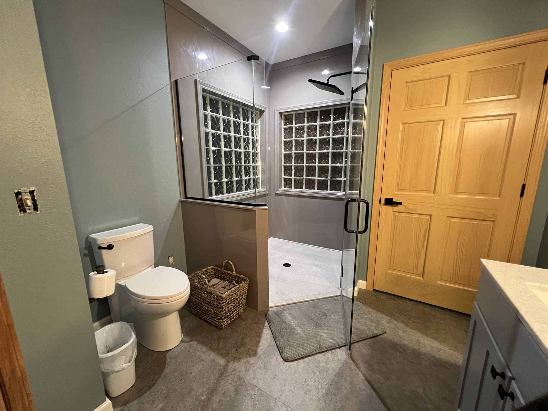 Kitchen & Bath Remodeling